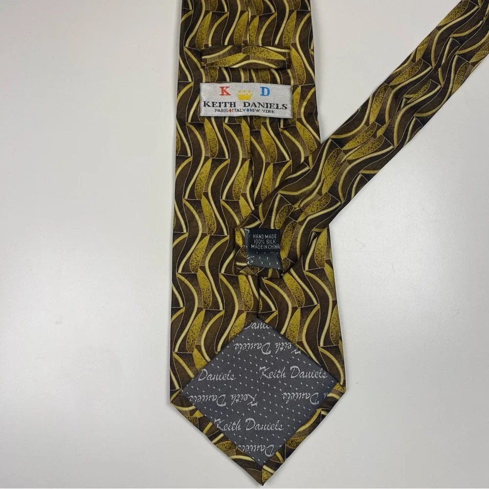 Kieth‎ Daniels Wavy Brown & Gold Silk Tie